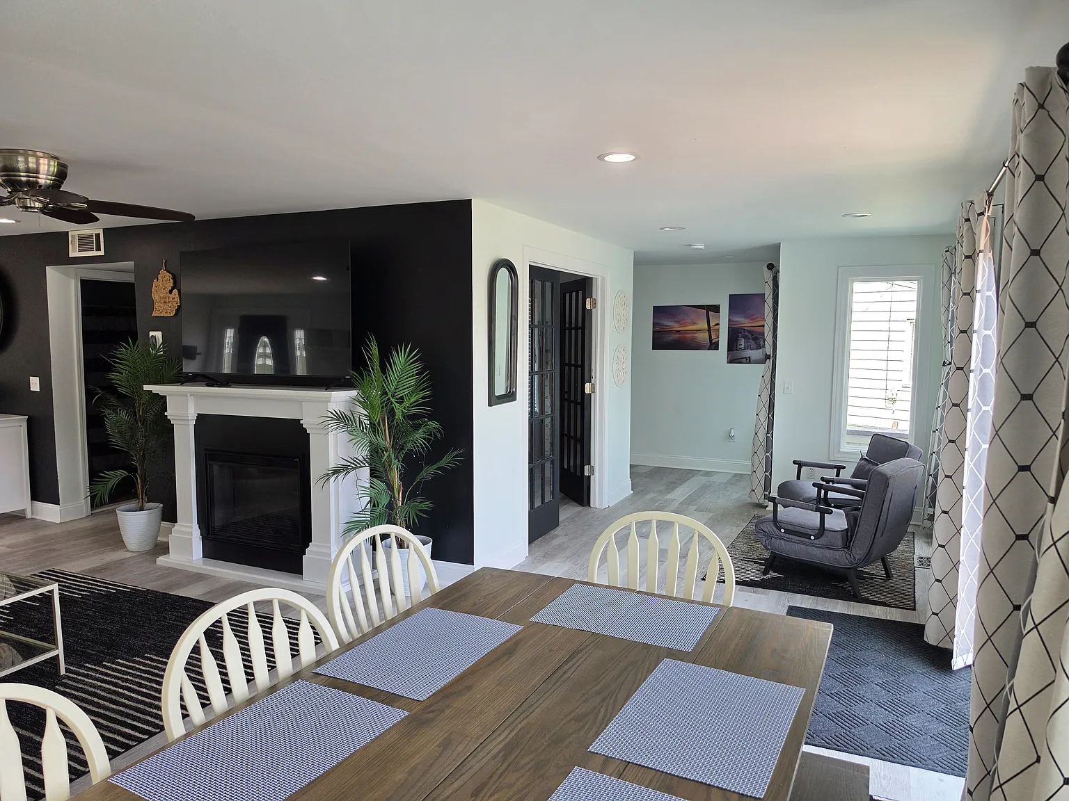 8819 Lagoon Dr — Photo 3
