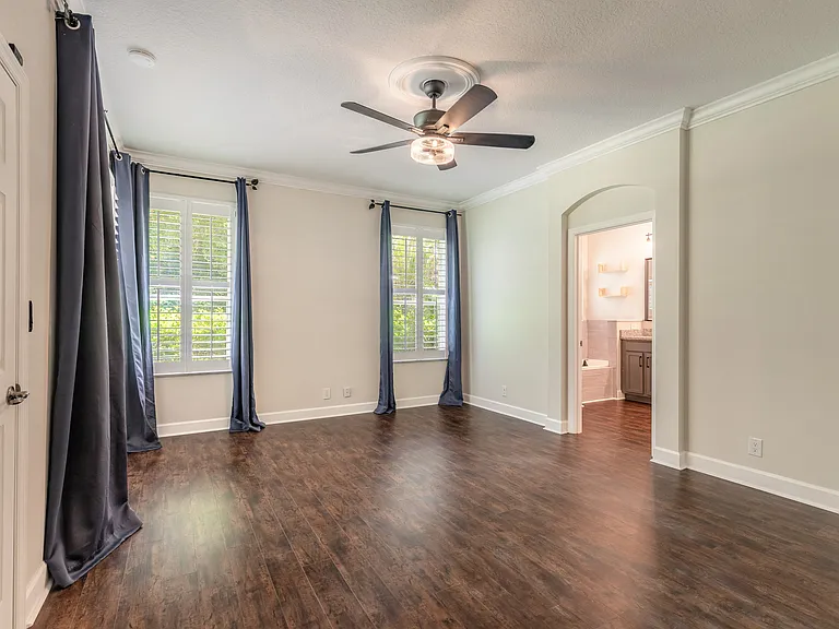 147 Birchmont Dr — Photo 10