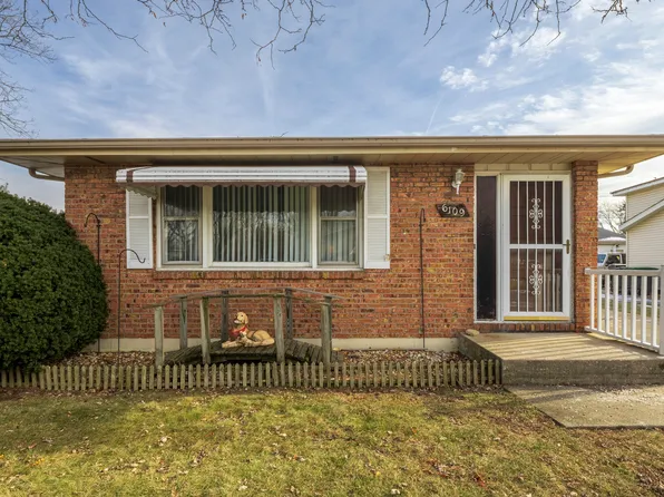 6109 Wisconsin St, Hobart, IN 46342