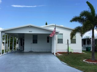 7607 Great Bear Lake Dr, Micco, FL 32976
