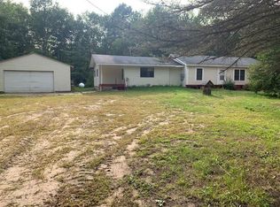 901 Van Dyke Rd, Beaverton, MI 48612