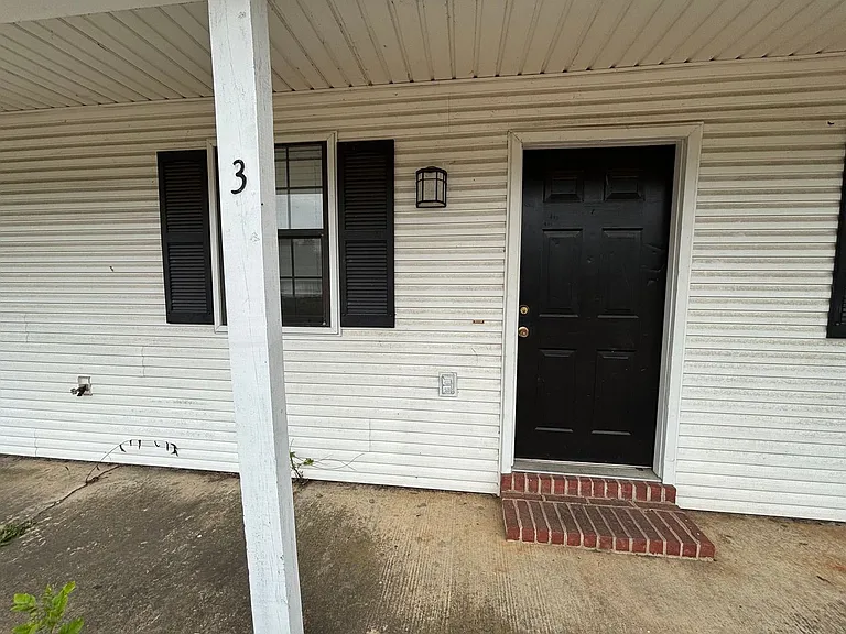 218 E Williamson Way #1-4 — Photo 1
