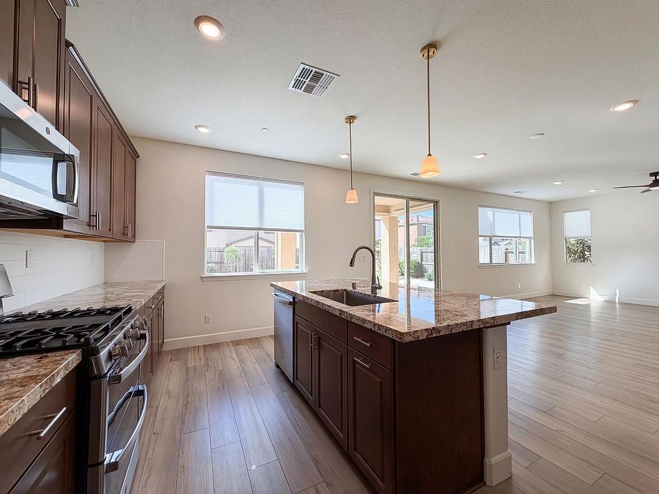 まページ 8778 Encore Way, Elk Grove, CA 95757 | MLS #226037548 | Zillow