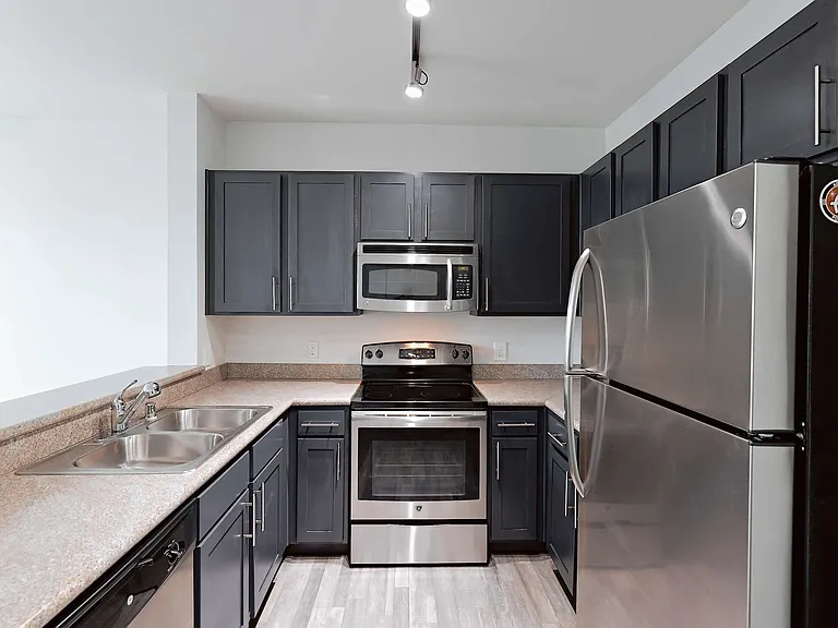 The District At Cypress Waters - Parson's Green — Photo 337