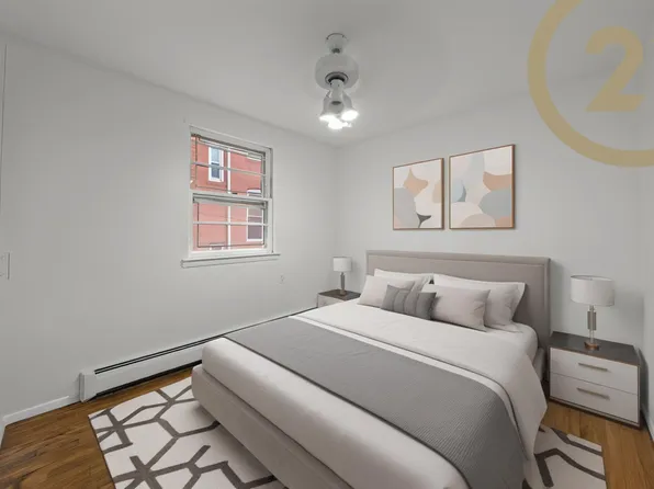 1489 East 10th Street image 3 of 22