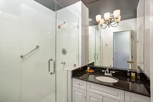 15 Lafayette Ct #6D Photo 1