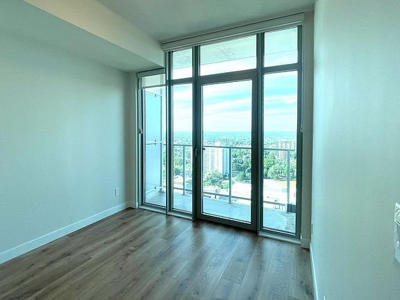 3rd image of 60 Frederick St #2805