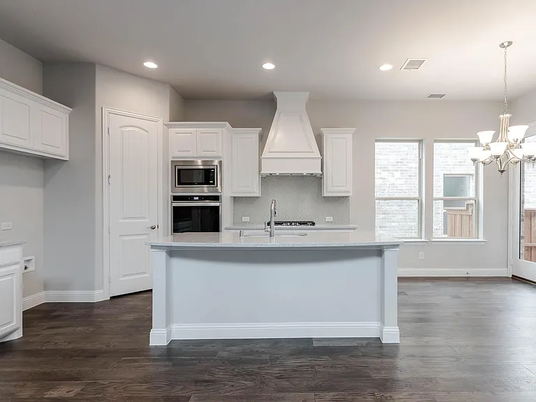1537 Euclid Aly — Photo 28