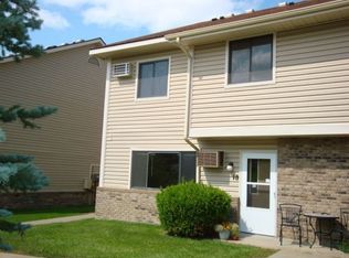 18 13th St E, Waconia, MN 55387