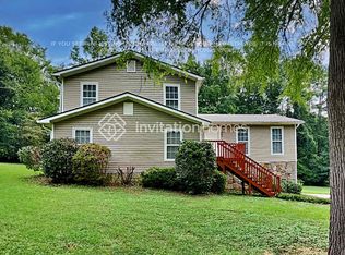 595 Rivercrest Dr, Woodstock, GA 30188
