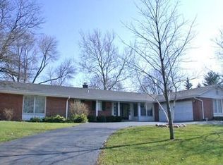 341 S Elmwood Ln, Palatine, IL 60067