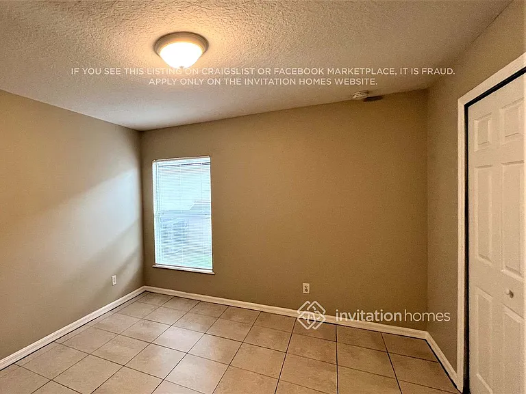 166 Dakota Ave — Photo 9