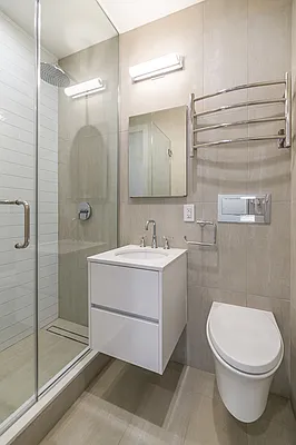 Rented by REAL New York | media 23