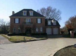 2201 Club Creek Cir, Garland, TX 75043