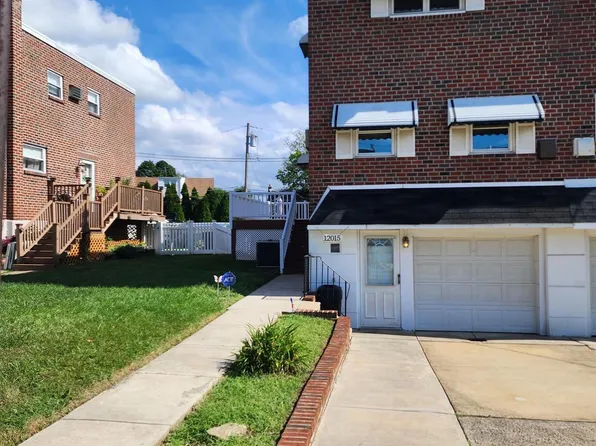 12015 Glenfield St, Philadelphia, PA 19154