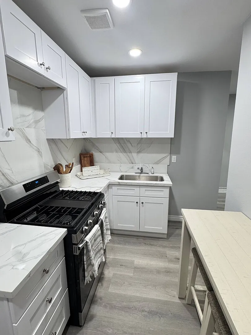 Modern Redlands Guesthouse| Kitchen| Private Entry — Photo 1