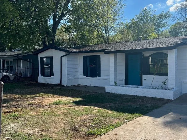 4320 S Hughes Ave, Fort Worth, TX 76119