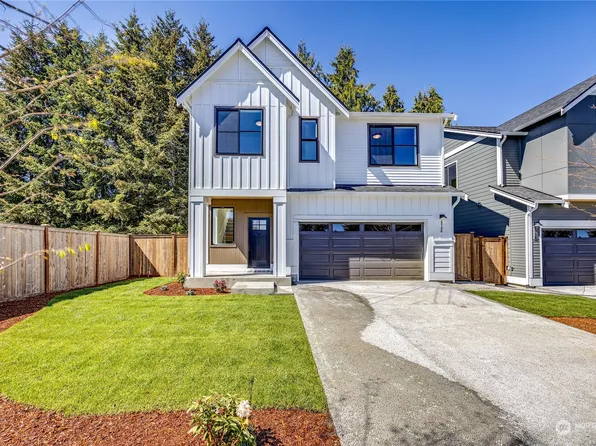 8708 Schoolway Place NW, Silverdale, WA 98383