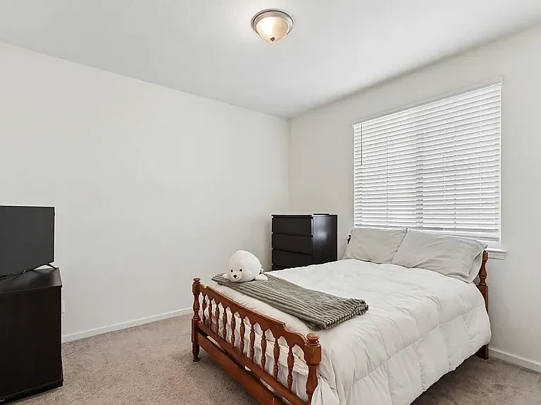 3652 Edington Dr — Photo 42