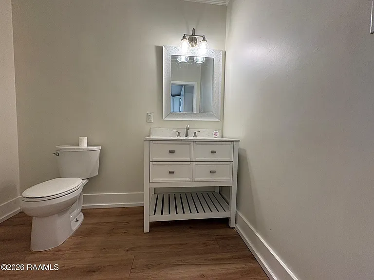 524 Cedar Crest Ct — Photo 16