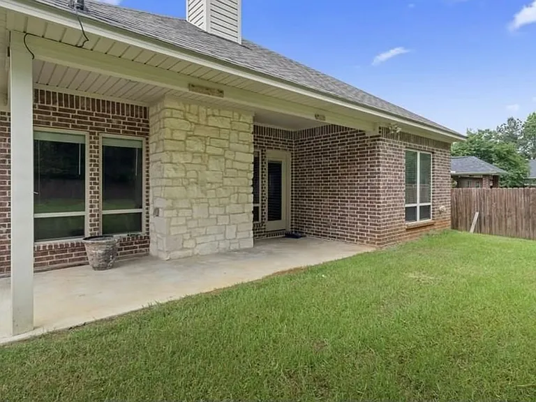5005 Hidden Acres Dr — Photo 32