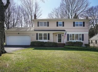66 Mountain Ave, Mendham, NJ 07945