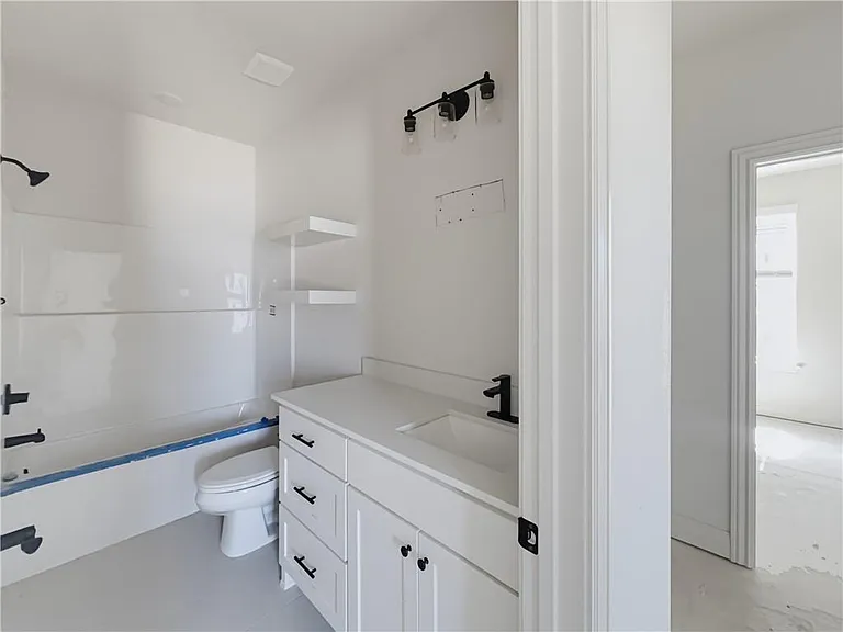 6800 Basswood Ave — Photo 11