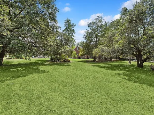 114 Cambridge St, Belle Chasse, LA 70037