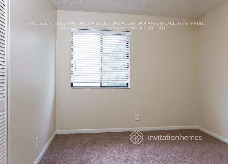 5756 Strawberry Lakes Cir — Photo 14