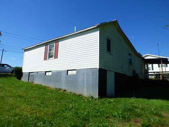 4th image of 710 E Marshall St