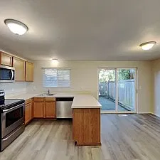 6516 60th Pl NE — Photo 4