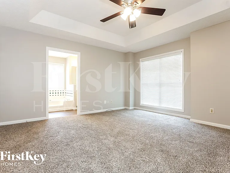 4808 Woodlands Pkwy — Photo 8
