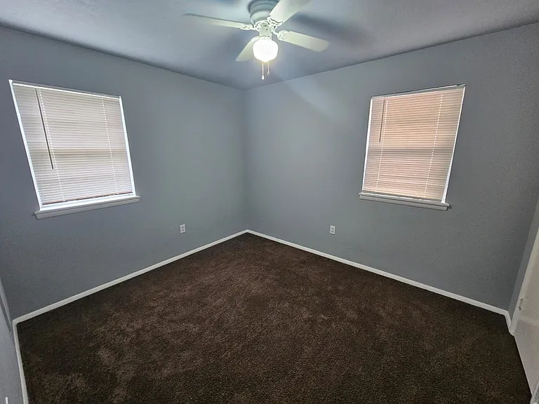 4321 NW Pollard Ave — Photo 8
