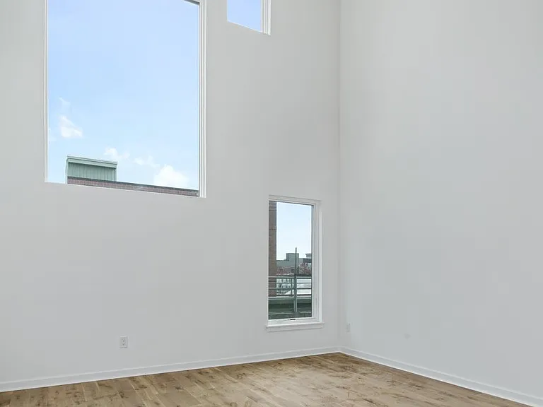 1246 N Front St #3 — Photo 6