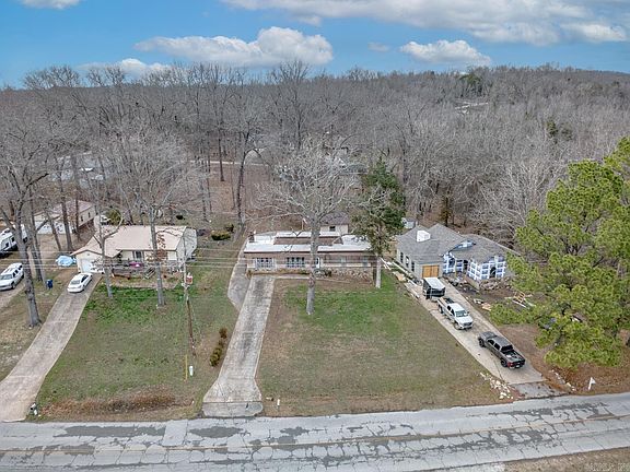 2nd image of 53 Cherokee Rd