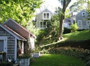 370 Quissett Ave, Falmouth, MA 02540