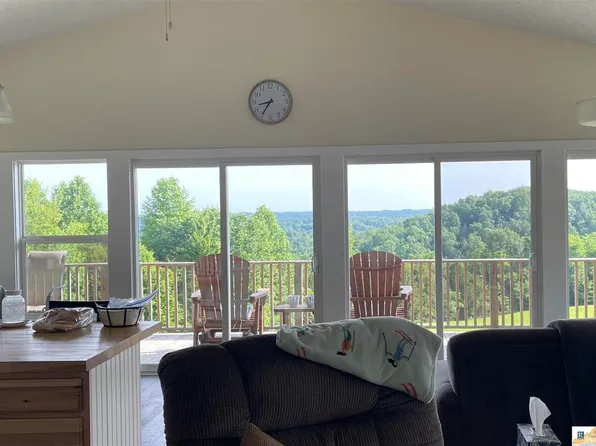 1627 Little Cake Rd, Columbia, KY 42728