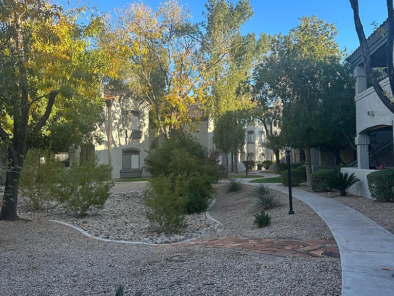 15095 N Thompson Peak Pkwy #2077 — Photo 23