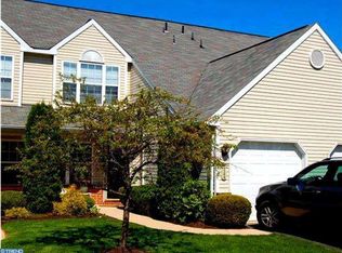 160 Hickory Ln, Wyomissing, PA
