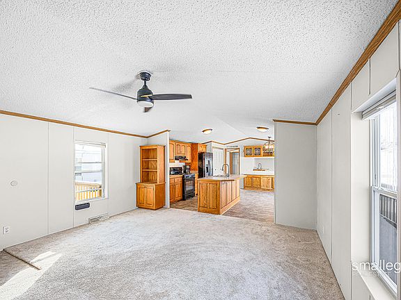 3rd image of 4843 Gretchen Ave NW