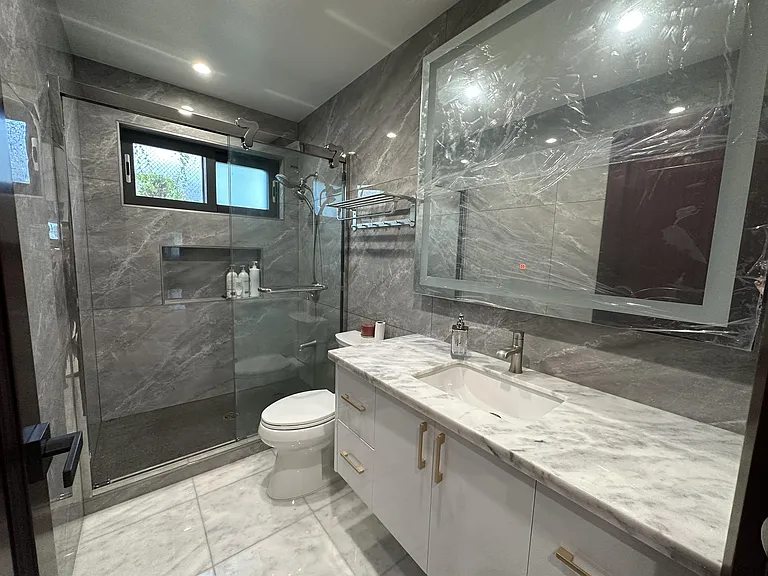 5130 Kalanianaole Hwy #2 — Photo 4