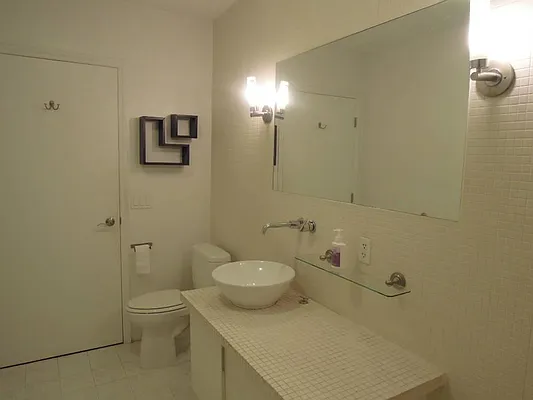 Rented by Keller Williams NYC | media 19