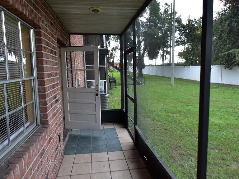 1406 Holden Ave #A10 — Photo 21