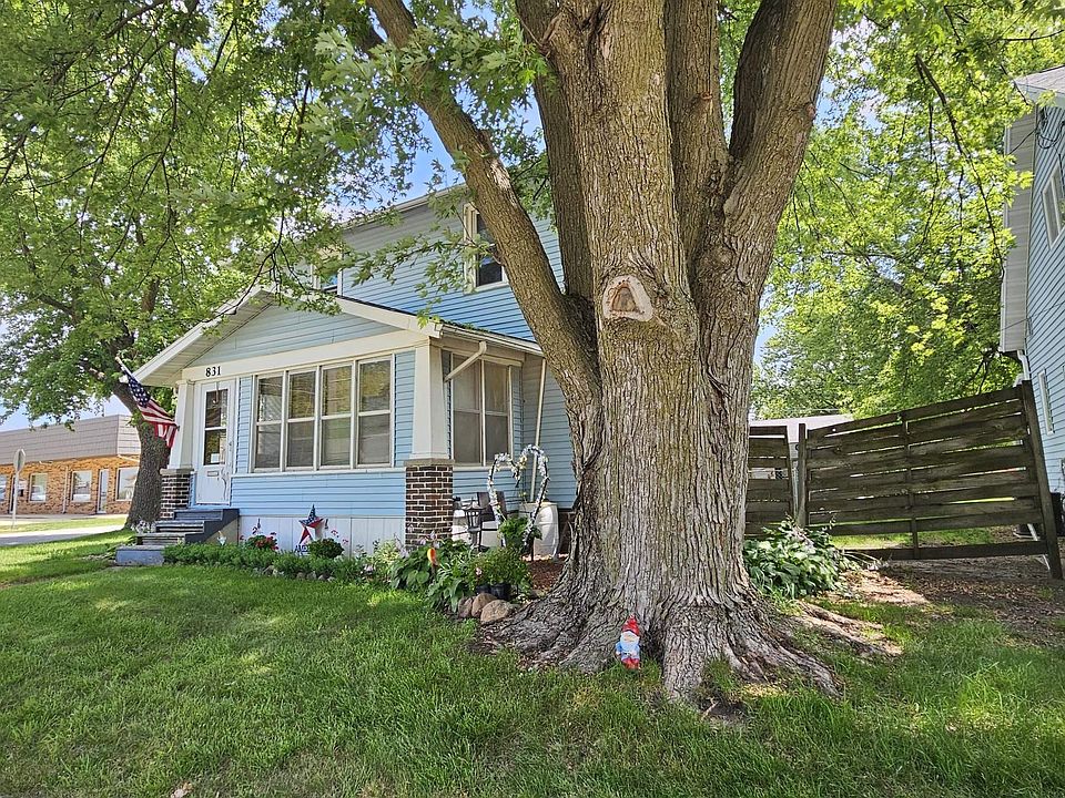 831 N Frederick Ave, Oelwein, IA 50662 MLS 20232995 Zillow