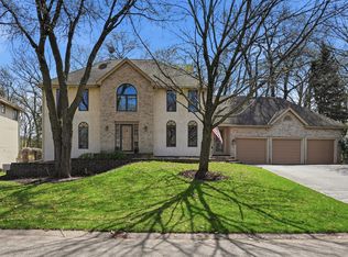 6624 129th St W, Apple Valley, MN 55124