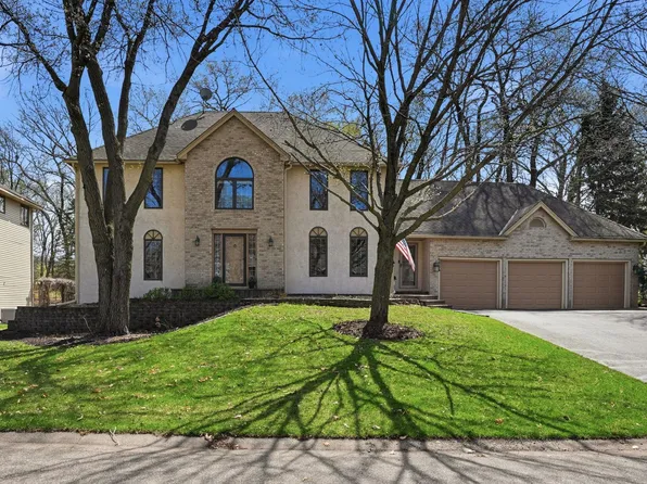 6624 129th St W, Apple Valley, MN 55124