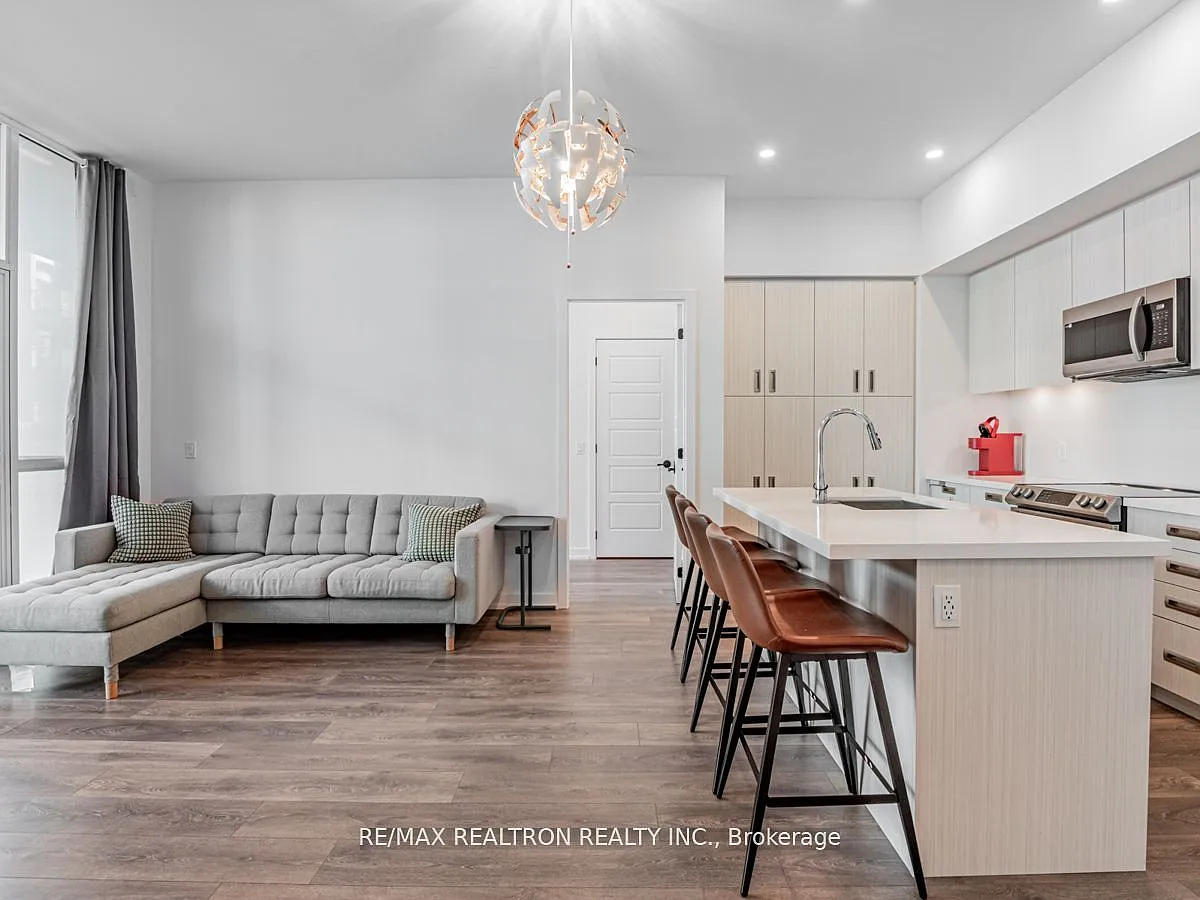 2 bed, $2,400 — Photo 3