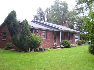 355 Page Dr, West Jefferson, NC 28694