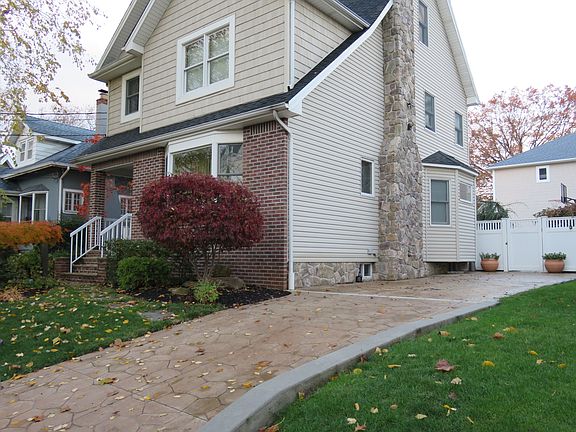 4th image of 65 Otis Ave