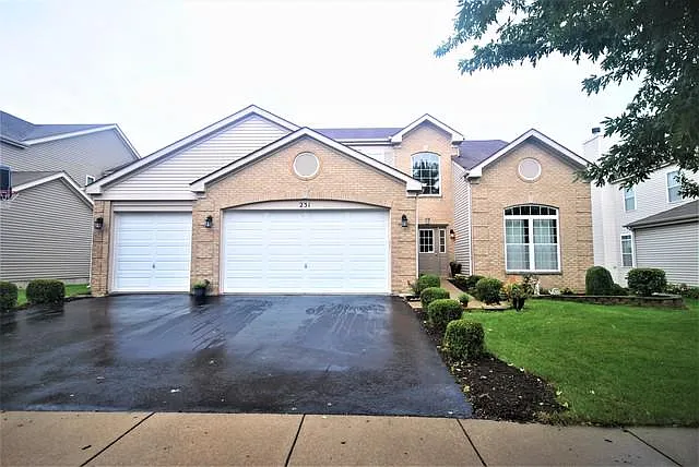 231 Stonegate Rd photo 1